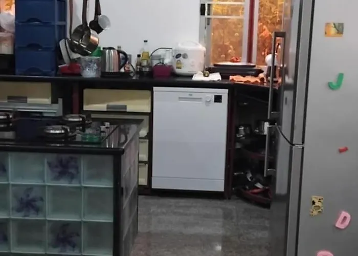 Comfortable House In Latkrabang Holiday park