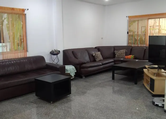 Comfortable House In Latkrabang *